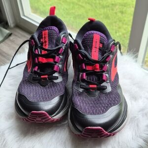 Like New Brooks Caldera 5 Trail Running Sneakers Size 8